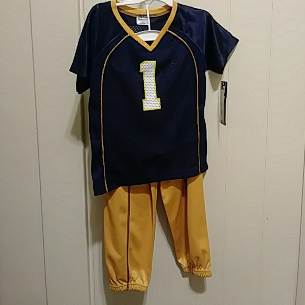 🔥5/25🔥Toddler size 4 football Bears